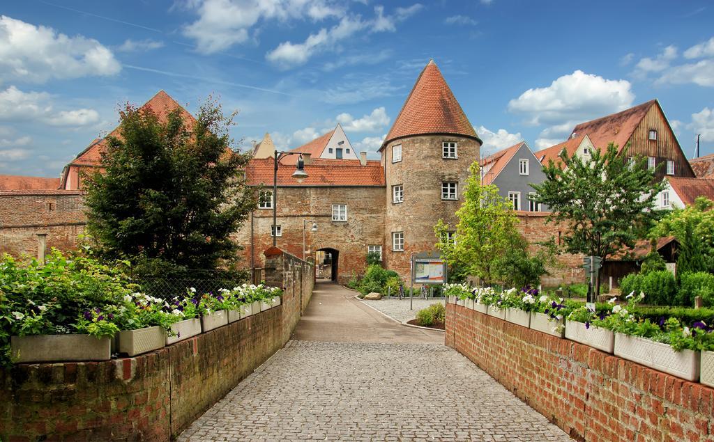 Aparthotel Donaustern Asbach-Baumenheim Luaran gambar
