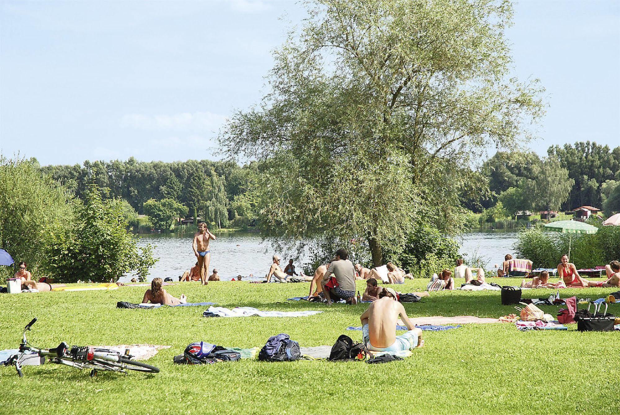 Aparthotel Donaustern Asbach-Baumenheim Luaran gambar