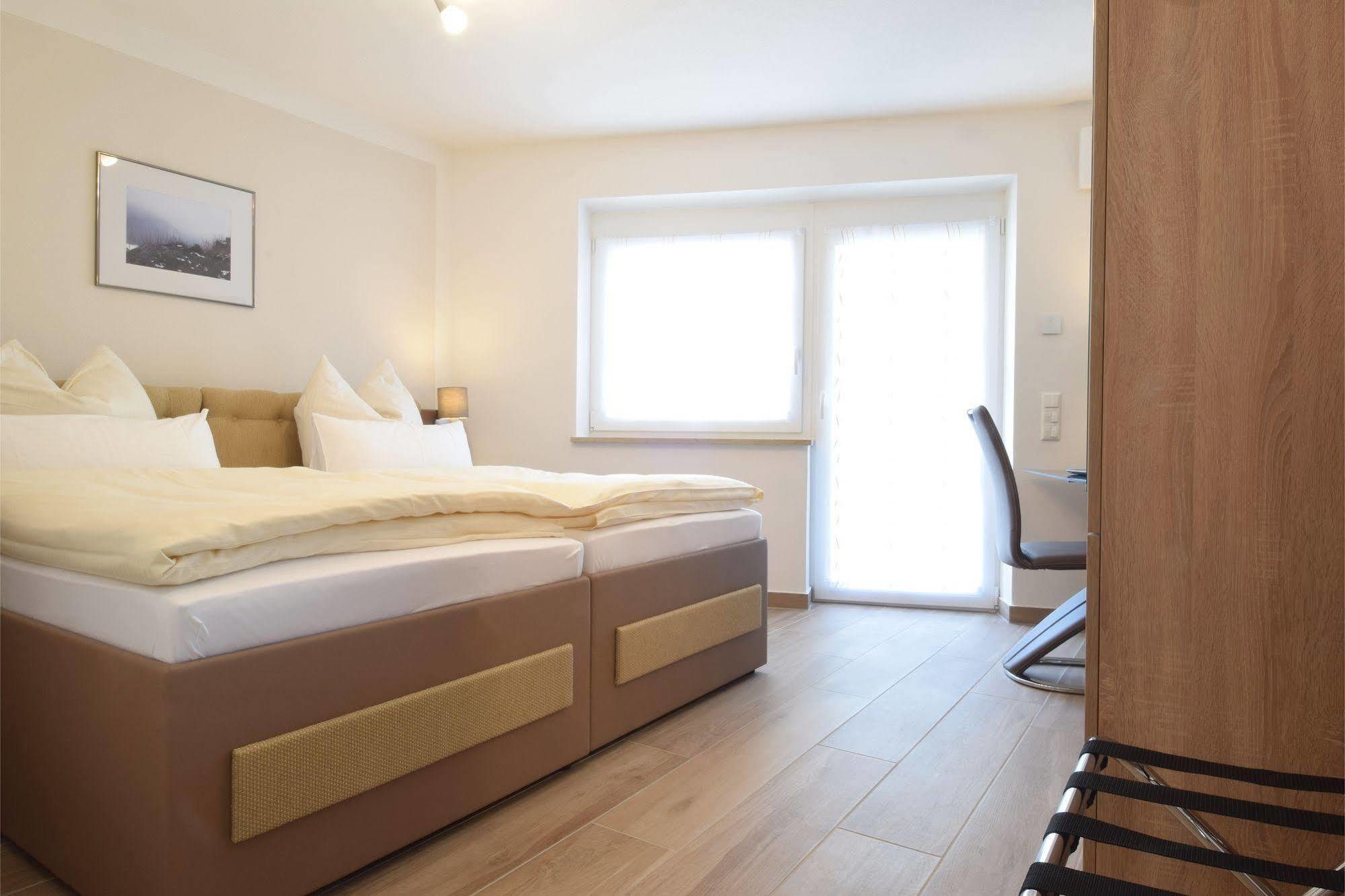 Aparthotel Donaustern Asbach-Baumenheim Luaran gambar