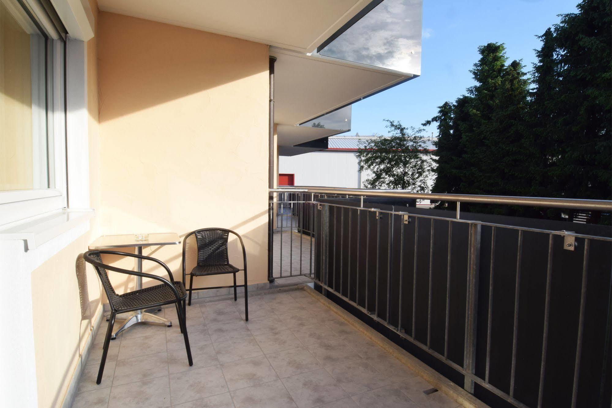 Aparthotel Donaustern Asbach-Baumenheim Luaran gambar
